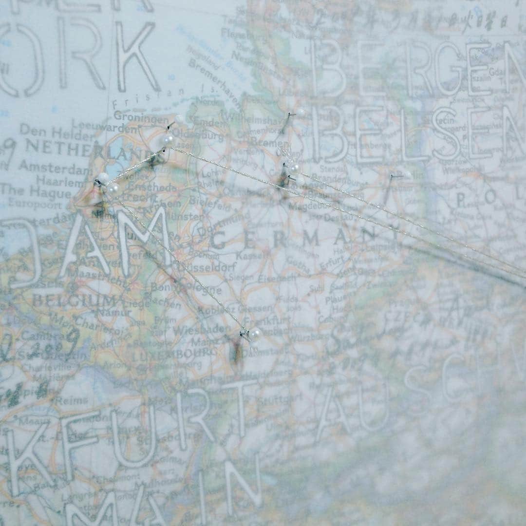 小林エリカさんのインスタグラム写真 - (小林エリカInstagram)「地図 Map  #yourdearkitty #annefrank  #親愛なるキティーたちへ」4月28日 22時51分 - erikakobayashiek