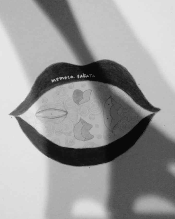 佐藤寛子さんのインスタグラム写真 - (佐藤寛子Instagram)「ですきすものくろ。  #デス#キス#DEATH#kiss#monochrome#art」4月28日 23時04分 - memeco.s