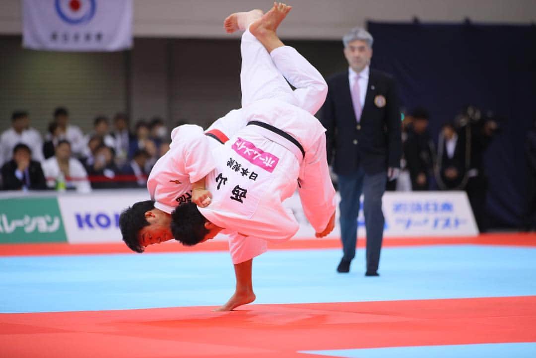テレビ東京「柔道」さんのインスタグラム写真 - (テレビ東京「柔道」Instagram)「・ 男子100kg級 #羽賀龍之介 選手(#旭化成)  選抜体重別では悲願の初優勝✨  28回目のお誕生日 おめでとうございます😊🎉 ・ Photo:Sachiko Hotaka  #テレビ東京 #柔道 #JAPAN #RyunosukeHaga #Birthday #28th #congratulations #内股 #Wのお祝い」4月28日 23時10分 - tvtokyo_judo