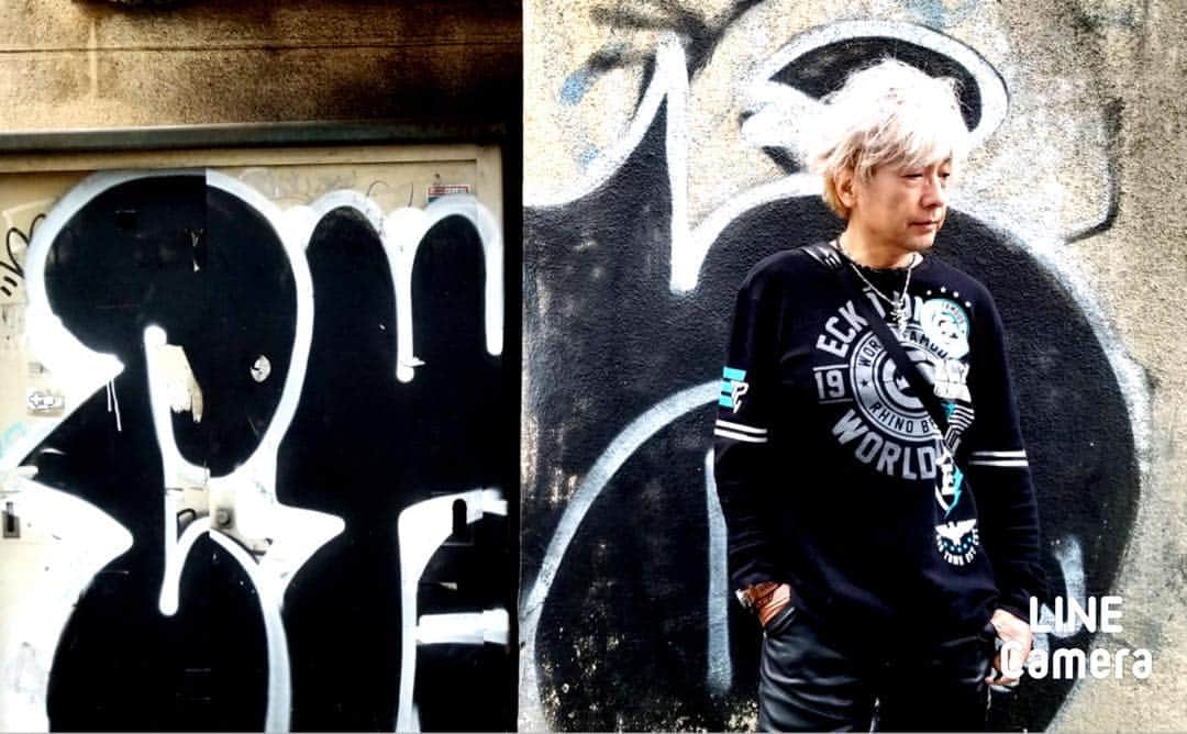 小柳“Cherry”昌法さんのインスタグラム写真 - (小柳“Cherry”昌法Instagram)「今日は阿佐ヶ谷にて、とある用事があり、その前に吉祥寺に寄り道！(^^) いつもそうなんだけど、街を歩いている時に、面白そうな壁を見つけると写真撮っちゃうのです！ww  そんなこんなで。（╹◡╹） #cherry #小柳昌法 #LINDBERG #ドラマー #吉祥寺」4月28日 23時16分 - cherry_drummer