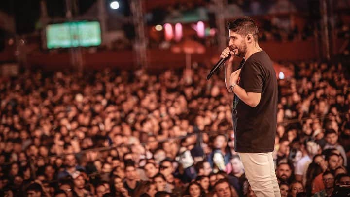 Jorge & Mateusさんのインスタグラム写真 - (Jorge & MateusInstagram)「Cantar no Ribeirão Rodeo Music é sempre muito bom! Obrigado a todos pela grande recepção. Galera fenomenal! #JeMemRibeirãoPreto」4月29日 0時18分 - jorgeemateus