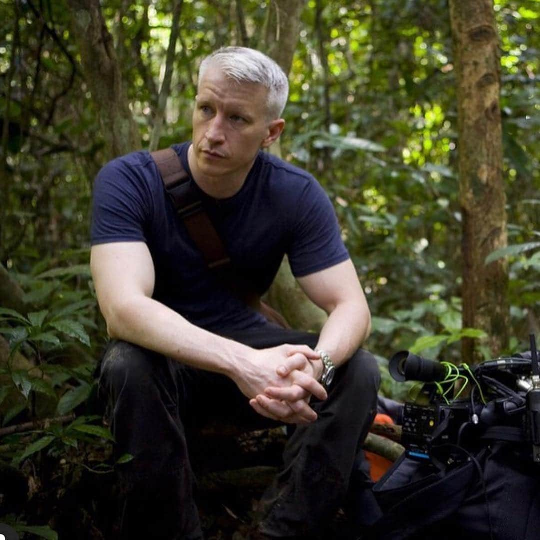 アンダーソン・クーパーさんのインスタグラム写真 - (アンダーソン・クーパーInstagram)「In the Amazon about 11 years ago.」4月29日 0時29分 - andersoncooper