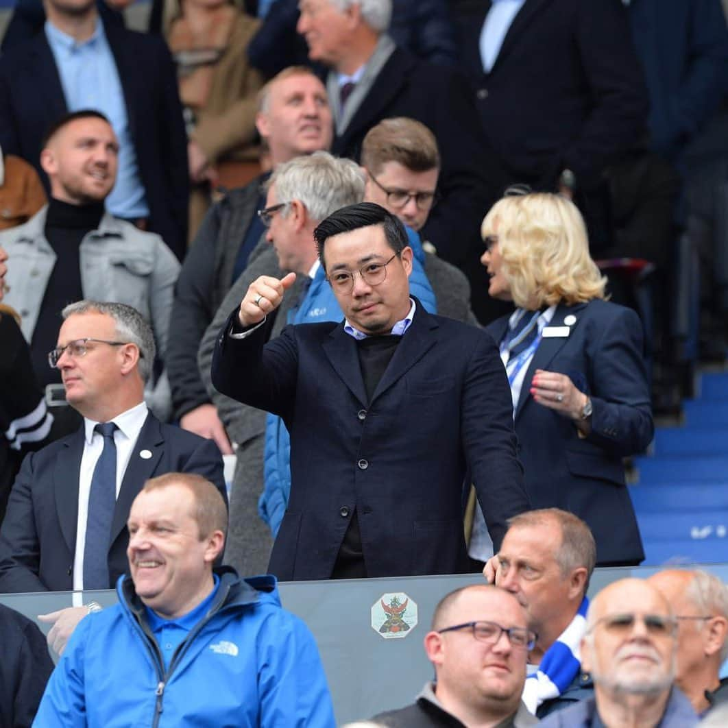 レスター・シティFCさんのインスタグラム写真 - (レスター・シティFCInstagram)「An enjoyable afternoon at King Power Stadium! 💙👍 . . . #lcfc • #LeiArs」4月29日 0時36分 - lcfc