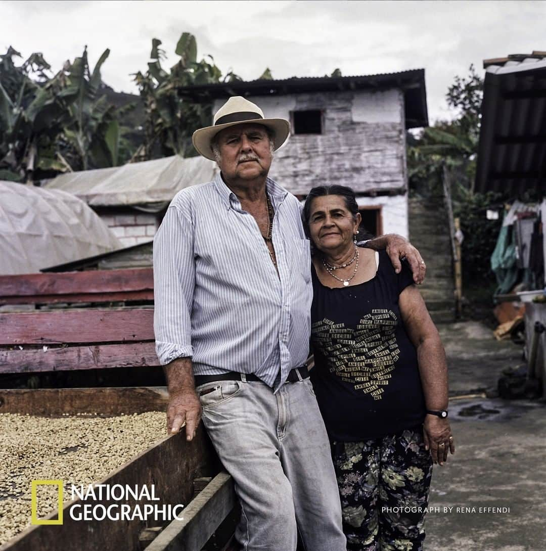 Nespressoさんのインスタグラム写真 - (NespressoInstagram)「Thanks to our Pension Fund initiative, we’ve been helping farmers like Don Fabio prepare for the future and support the next generation.  Content partner @NatGeo @renaeffendiphoto  #Nespresso #BeyondTheBean #Sustainability #CoffeeFarming #Coffee」4月29日 1時00分 - nespresso