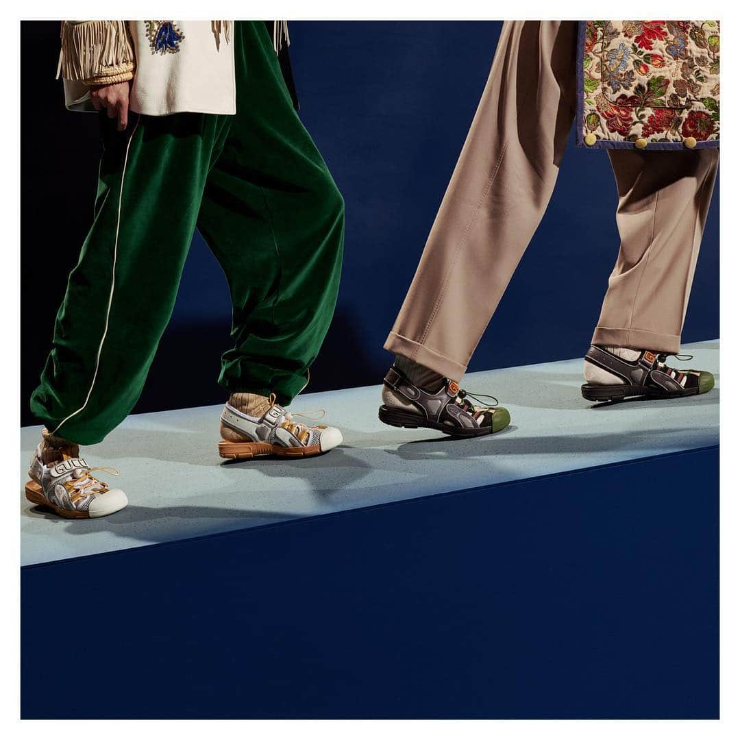 グッチさんのインスタグラム写真 - (グッチInstagram)「Contemporary shapes and unexpected details define men’s and women’s shoes from #GucciSS19 by @alessandro_michele. Discover more through link in bio. #AlessandroMichele」4月29日 1時01分 - gucci