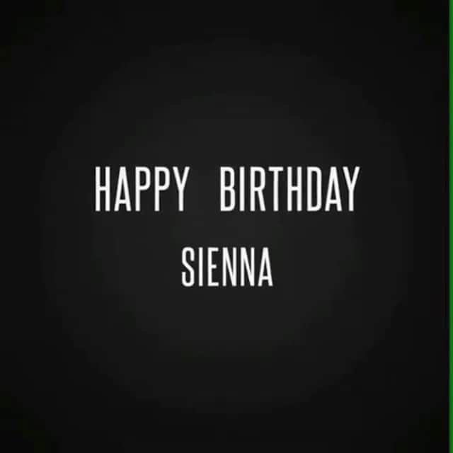 ラッセル・ウィルソンのインスタグラム：「Sienna... ever since the moment you breathed into this world you change my life forever. Your smile. Your laugh. Your joy. Your heart. Everything about you not only changed me for the better but has changed mommy, brother, and the world. You are a world changer. A difference maker. You are Miss Independent. You are a Princess that’s going to be a Queen. Daddy Loves You Forever! We Love You! Happy 2nd Birthday BabyGirl. Love... Daddy, Mommy, & Brother. @Ciara 🙏🏾❤️」