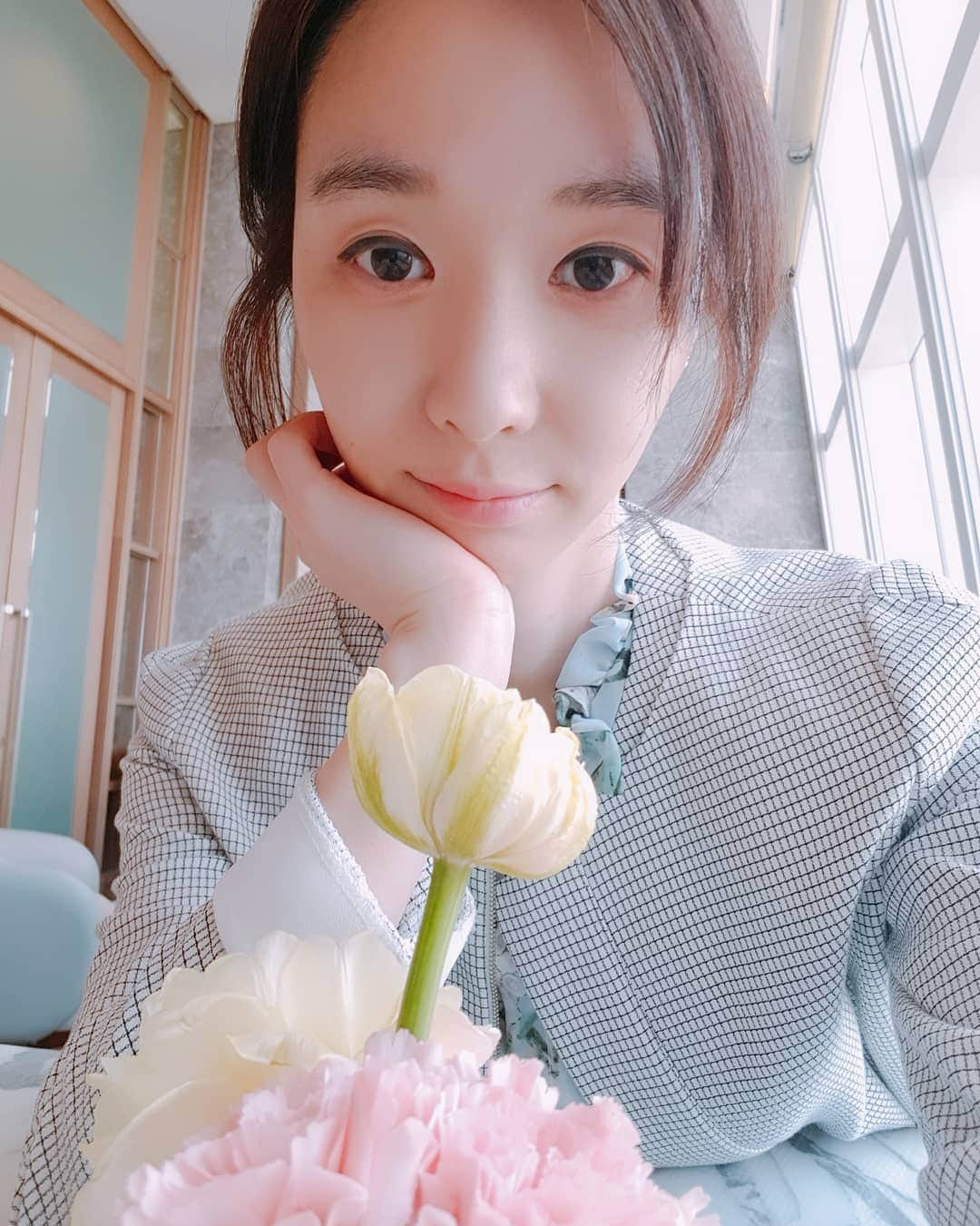 ハン・スヨンさんのインスタグラム写真 - (ハン・スヨンInstagram)「🌸🌱 #한수연」4月29日 1時20分 - april_hansooyeon