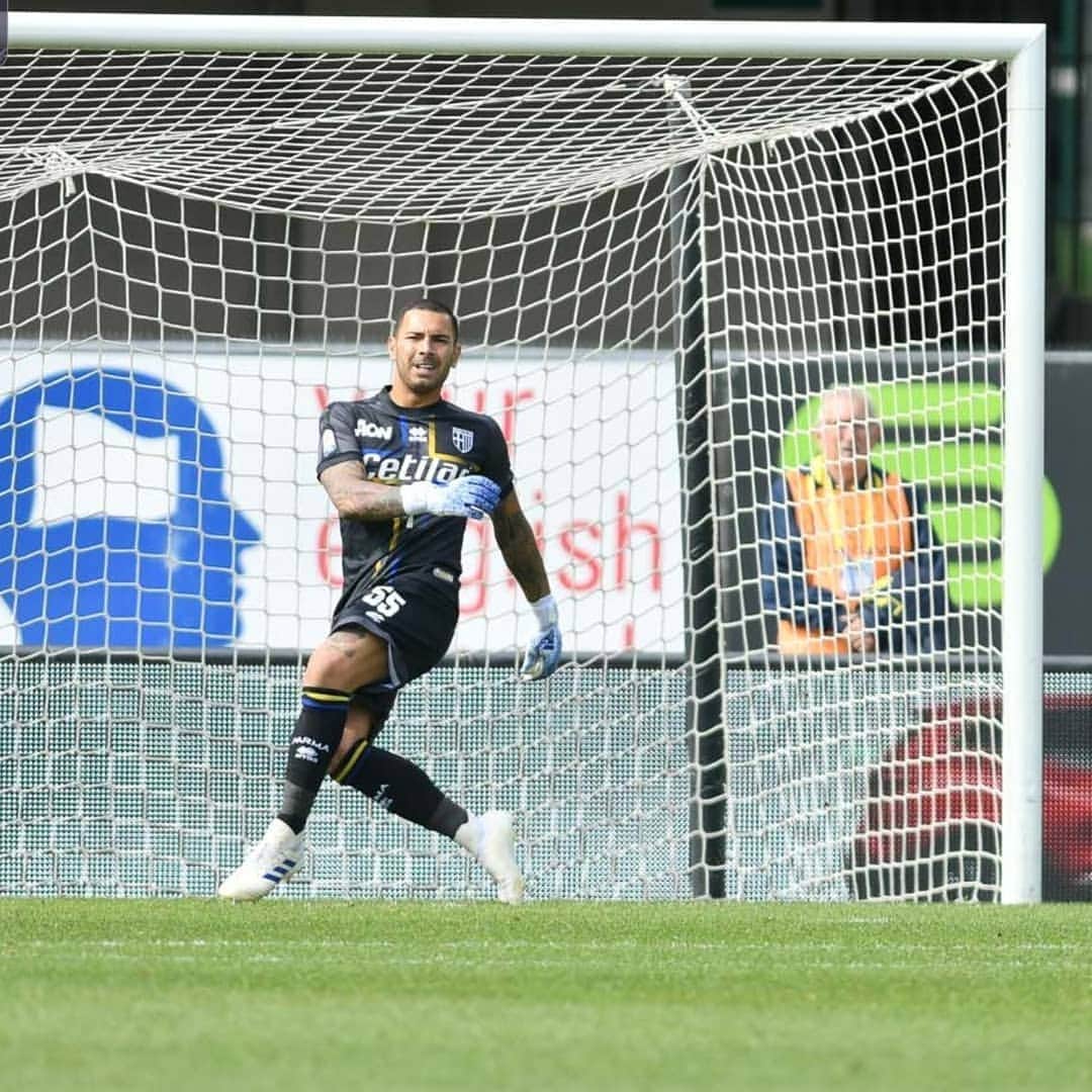 ルイージ・セーペのインスタグラム：「A piccoli passi...@parmacalcio1913 @seriea」