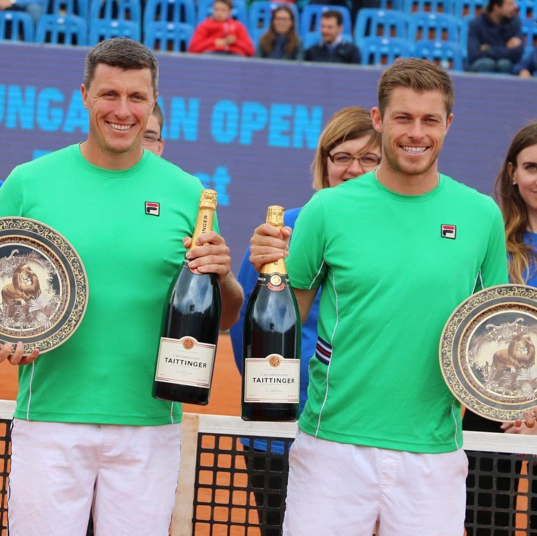 ATP World Tourさんのインスタグラム写真 - (ATP World TourInstagram)「The #HungarianOpen CHAMPIONS 🏆👏 . #Tennis #ATPTour」4月29日 2時14分 - atptour