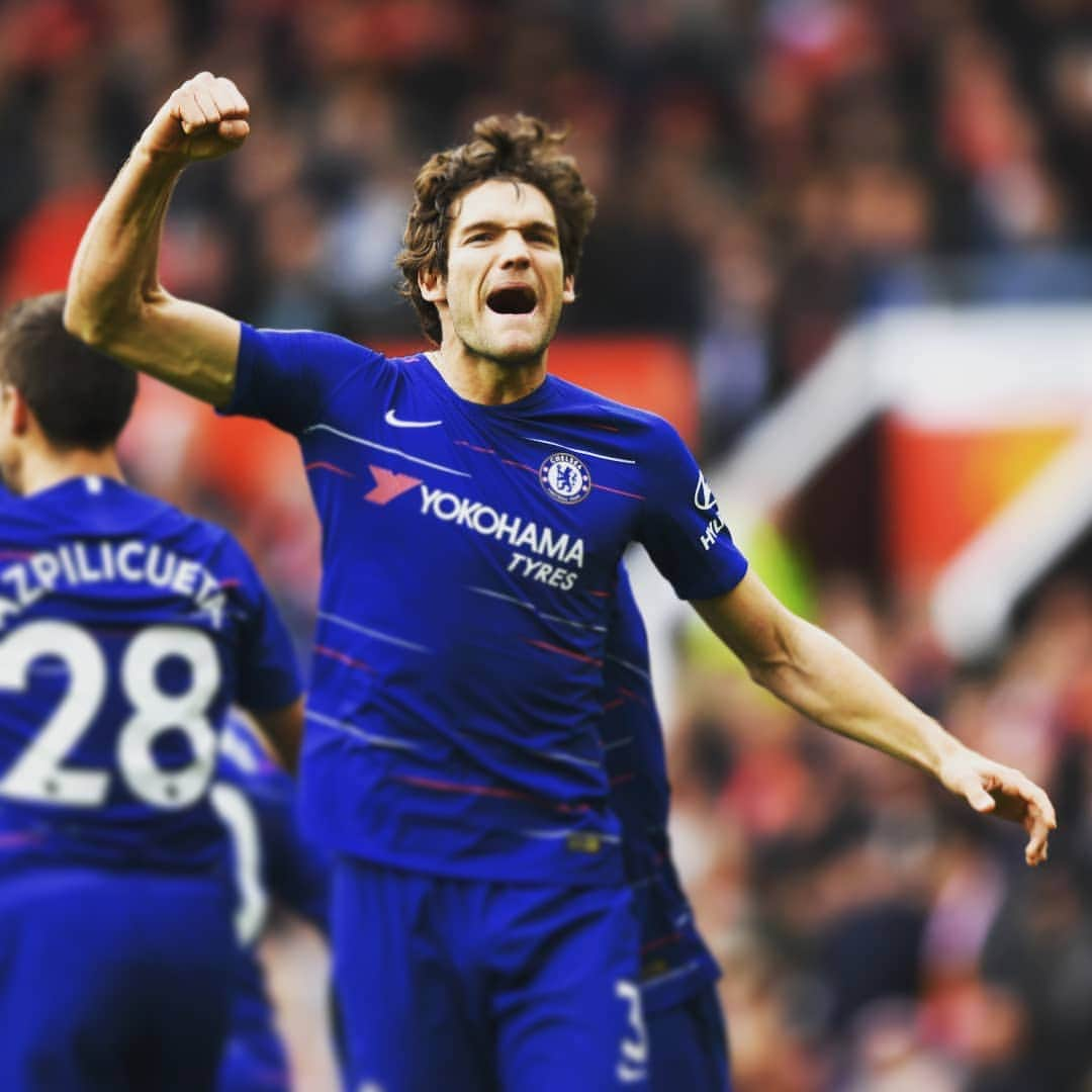 プレミアリーグさんのインスタグラム写真 - (プレミアリーグInstagram)「Chelsea stay fourth, three points ahead of Man Utd, following a 1-1 draw at Old Trafford  #PremierLeague @chelseafc @marcosalonso28 #PL」4月29日 2時31分 - premierleague