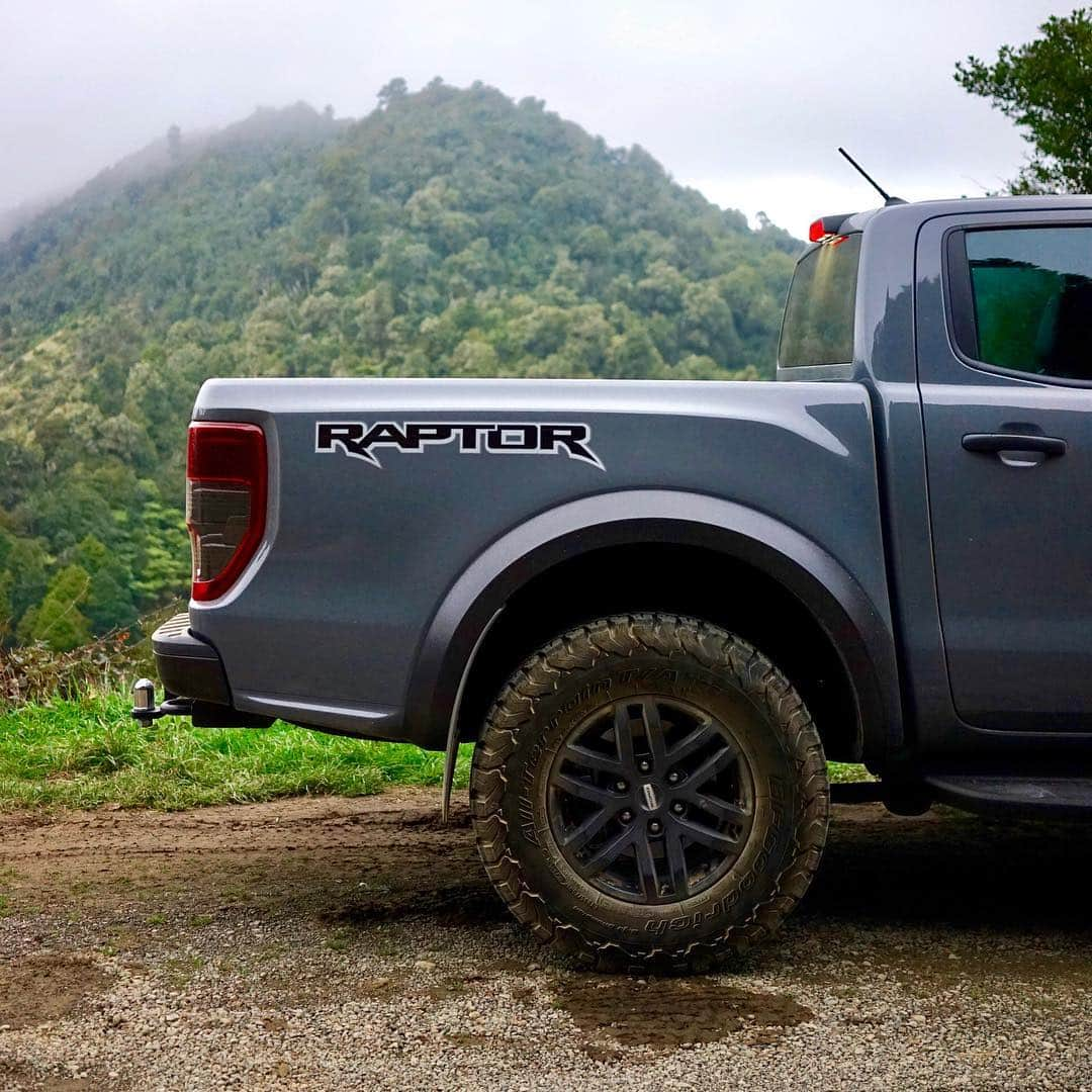 ケン・ブロックさんのインスタグラム写真 - (ケン・ブロックInstagram)「@FordNZ has hooked me up with not one, but TWO of these Ranger Raptors for my trip to New Zealand this week for Rally Whangarei. I like. A lot! We don’t get these in America, so it’s a treat to be able to drive some “forbidden fruit” Fords when I’m abroad. It’s got a lot of very similar equipment like my F-150 Raptor back home: Fox Shocks, skid plates, aggressive off-road tires, etc. and it was definitely a lot of fun hustling this a bit down the Motu stage here while doing some #rallytourism! #RaptorRanger」4月29日 2時51分 - kblock43