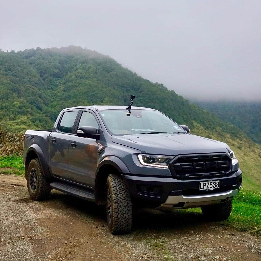 ケン・ブロックさんのインスタグラム写真 - (ケン・ブロックInstagram)「@FordNZ has hooked me up with not one, but TWO of these Ranger Raptors for my trip to New Zealand this week for Rally Whangarei. I like. A lot! We don’t get these in America, so it’s a treat to be able to drive some “forbidden fruit” Fords when I’m abroad. It’s got a lot of very similar equipment like my F-150 Raptor back home: Fox Shocks, skid plates, aggressive off-road tires, etc. and it was definitely a lot of fun hustling this a bit down the Motu stage here while doing some #rallytourism! #RaptorRanger」4月29日 2時51分 - kblock43