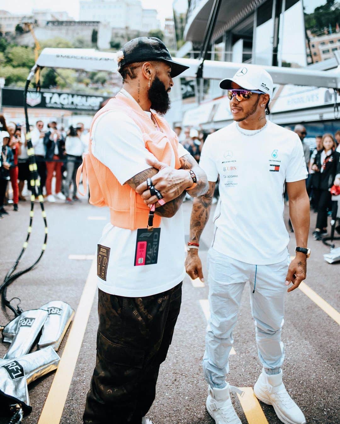 オデル・ベックハン・ジュニアのインスタグラム：「My brother!! I appreciate u for this one, u inspired me more than u can even imagine! Krazy, these was the moments we talked about! Big uppps my bruddaaa.... LUV ✊🏾」