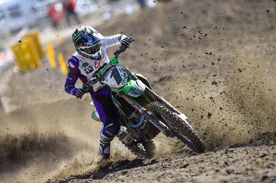 モンスターエナジーさんのインスタグラム写真 - (モンスターエナジーInstagram)「Back to back @promotocross wins this weekend for @elitomac taking the dominant overall 450MX win and @adamcianciarulo leading another clean sweep in the 250 MX podium with @justincooper_32 and @dylanferrandis! 🤘🏻 #MonsterEnergy #ProMotocross #Motocross #Dirtbike」5月28日 6時51分 - monsterenergy