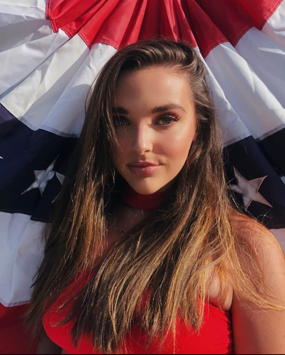 ケンドール・バーツさんのインスタグラム写真 - (ケンドール・バーツInstagram)「Lighting on Memorial Day was just too good❤️🦋💙」5月28日 7時47分 - kendallvertes