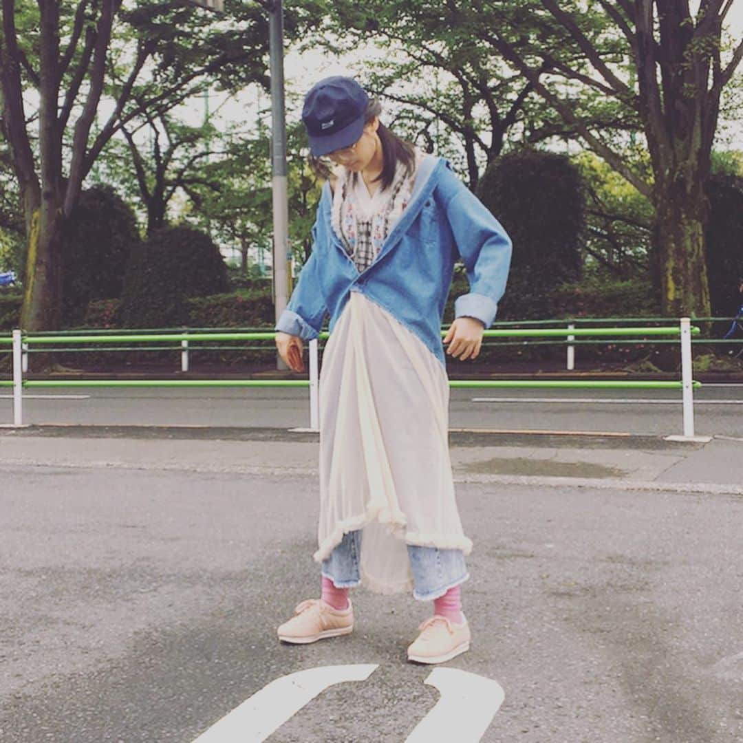 千眼美子さんのインスタグラム写真 - (千眼美子Instagram)「・ いつぞやの私服。 #spray #kloset #wcloset  #gu #靴下屋 #私服 #コーデ #デニム」5月27日 23時14分 - yoshiko_sengen