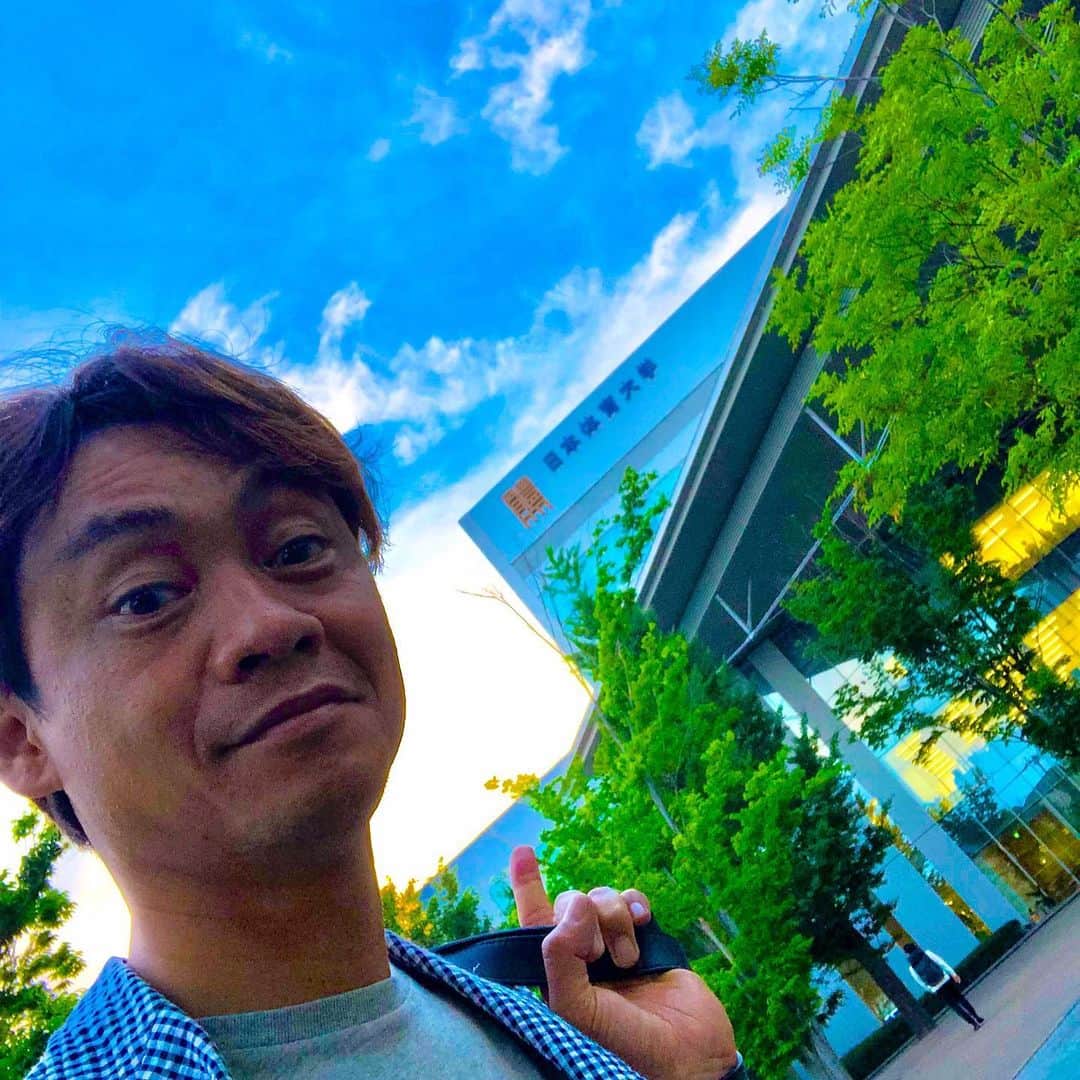 脇阪寿一さんのインスタグラム写真 - (脇阪寿一Instagram)「大変やろうし、沢山の壁があると思う。  それでも、若者たちの未来に対し少しでも役に立てることがあるなら進んでみたい。 自分やなく人の幸せを。」5月27日 23時07分 - juichiwakisaka