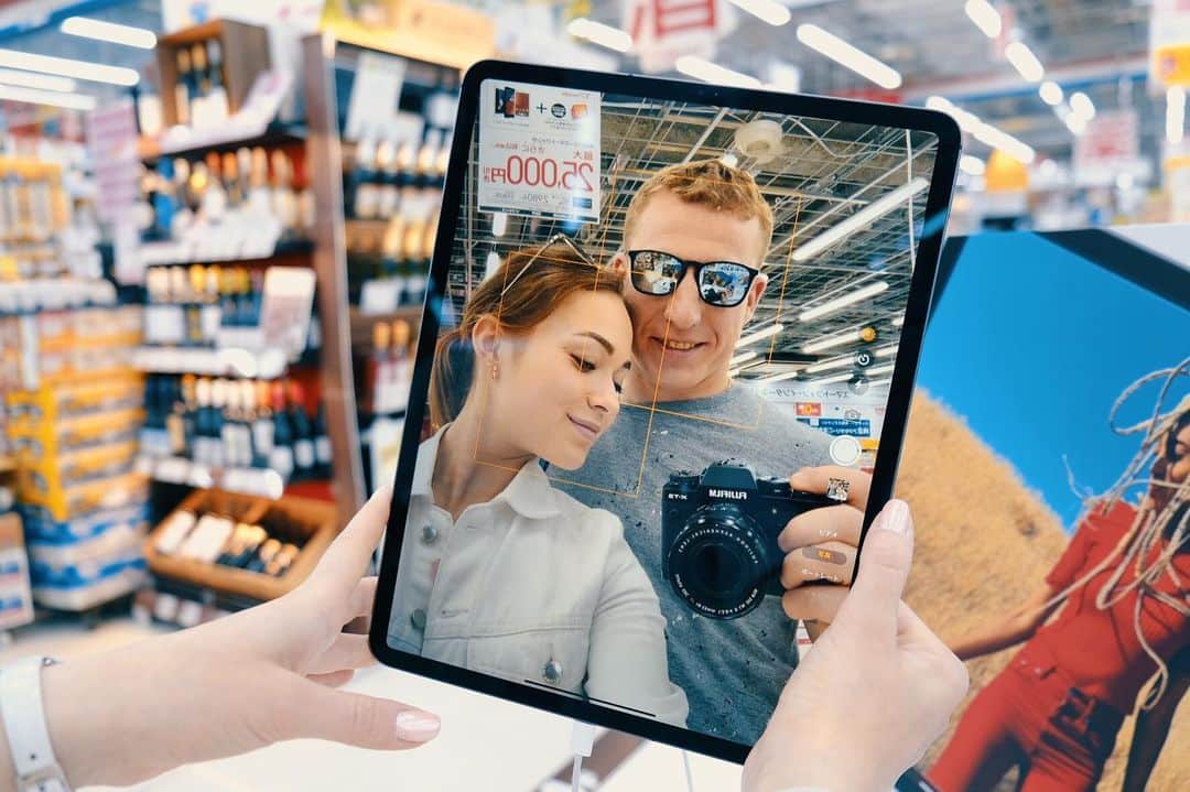 ノダリー・マイスラーゼのインスタグラム：「Зеркало от Apple」