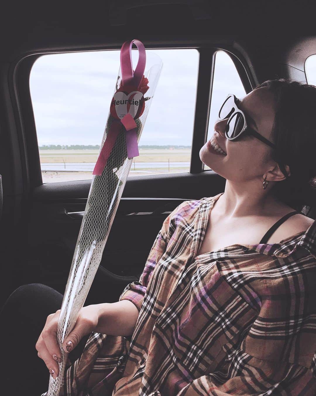 のインスタグラム：「Thank you very much for the warm welcome 🇳🇱🌷💓 #Amsterdam」
