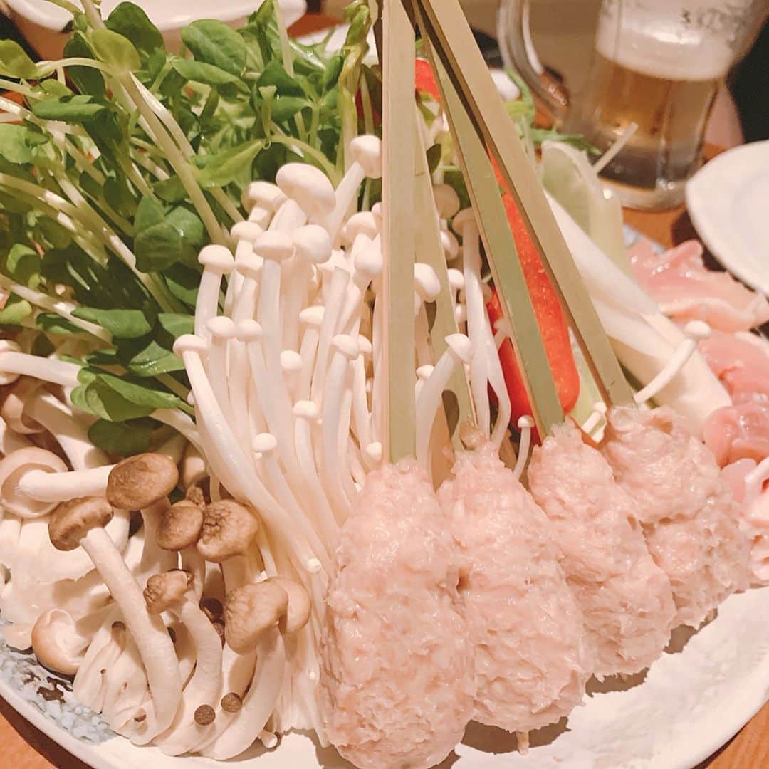 桜花由美さんのインスタグラム写真 - (桜花由美Instagram)「名古屋の栄にある『つくね家』さん。 このお店のつくねがめちゃくちゃ美味しいの♪  生つくねや色んな種類のつくねが楽しめる♪ 美人鍋が食べたくて、食べたんだけど、この時期の鍋は暑いっ！  でも、スープがめちゃくちゃ美味しくて、コラーゲンが沢山入っていて、お肌ぷるぷるになるから暑さには我慢して美味しく食べました♪  心なしか、今日のお肌はぷるぷるだったような（笑）  #wavepro ‬ ‪#女子プロレスラー ‬ ‪#プロレス ‬ ‪#プロレスラー ‬ ‪#女子プロレス‬ ‪#prowrestling‬ ‪#プロレスリングwave‬ ‪#株式会社zabun #名古屋  #名古屋国際会議場 #つくね家  #つくね家グループ  #つくね  #生つくね  #美人鍋  #コラーゲン」5月28日 0時38分 - ohkayumi