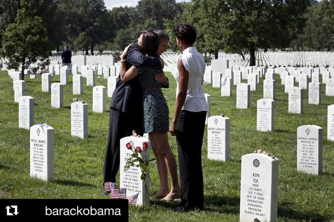 クリスティン・デイヴィスさんのインスタグラム写真 - (クリスティン・デイヴィスInstagram)「Everyday my daughter and I drive by the Veteran’s Memorial Park and we talk about what it means to be an American and these brave men and women who gave their lives for us. It’s so important ! Thank You @barackobama for putting it into words ❤️ ・・・ On Memorial Day, we remember all those who gave everything for something greater than themselves. It's up to us to not simply reflect on their sacrifice but to honor it with service of our own—and by living out the values they fought for.」5月28日 0時41分 - iamkristindavis