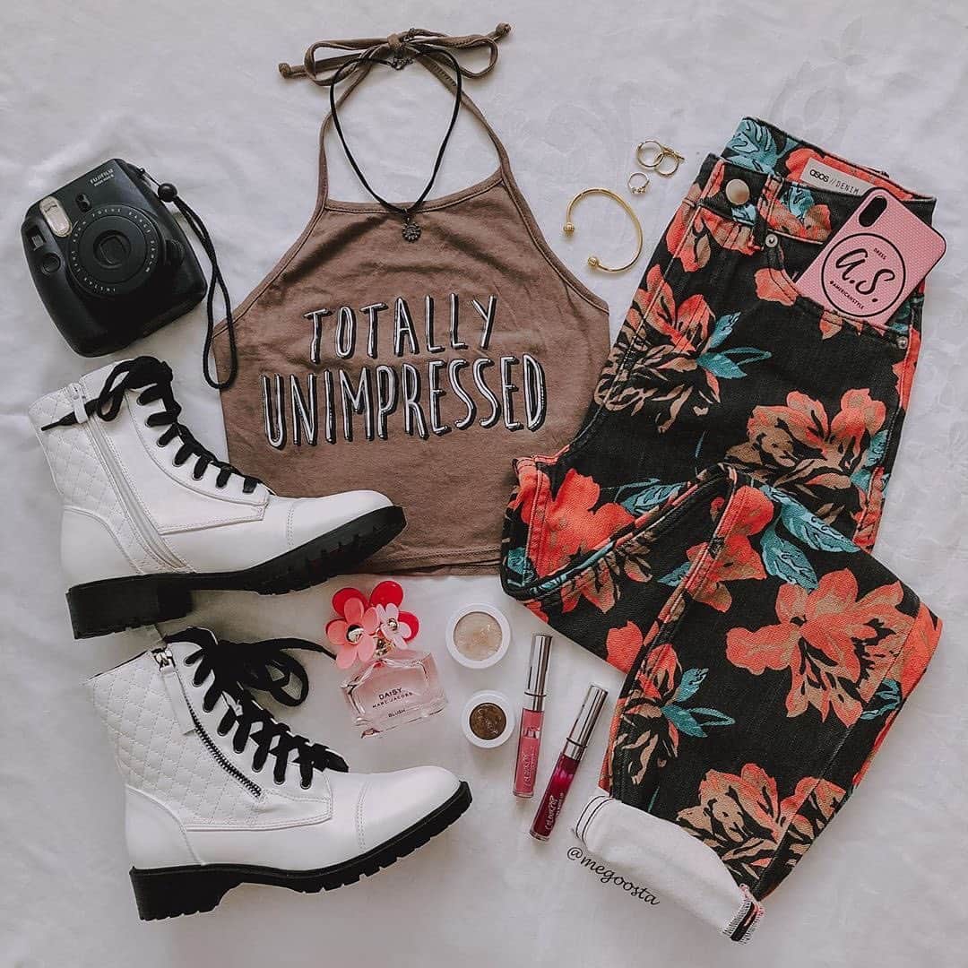 Angel™さんのインスタグラム写真 - (Angel™Instagram)「OOTD. Which item would you add to your shopping list? credit @megoosta 🎁 Where to Buy Outfit 2 & 3? 👉🏻 link in my bio or dress-as.com 👈🏻 (Brand are tagged) . americanstyle #ootd #style #fashion #outfit #layout #onlineshopping 😍😍」5月28日 1時07分 - americanstyle
