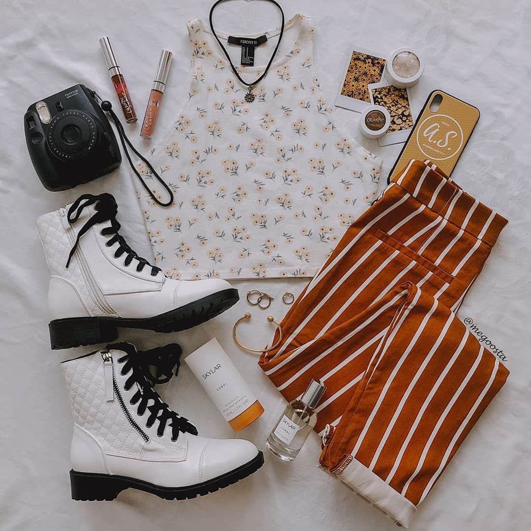 Angel™さんのインスタグラム写真 - (Angel™Instagram)「OOTD. Which item would you add to your shopping list? credit @megoosta 🎁 Where to Buy Outfit 2 & 3? 👉🏻 link in my bio or dress-as.com 👈🏻 (Brand are tagged) . americanstyle #ootd #style #fashion #outfit #layout #onlineshopping 😍😍」5月28日 1時07分 - americanstyle