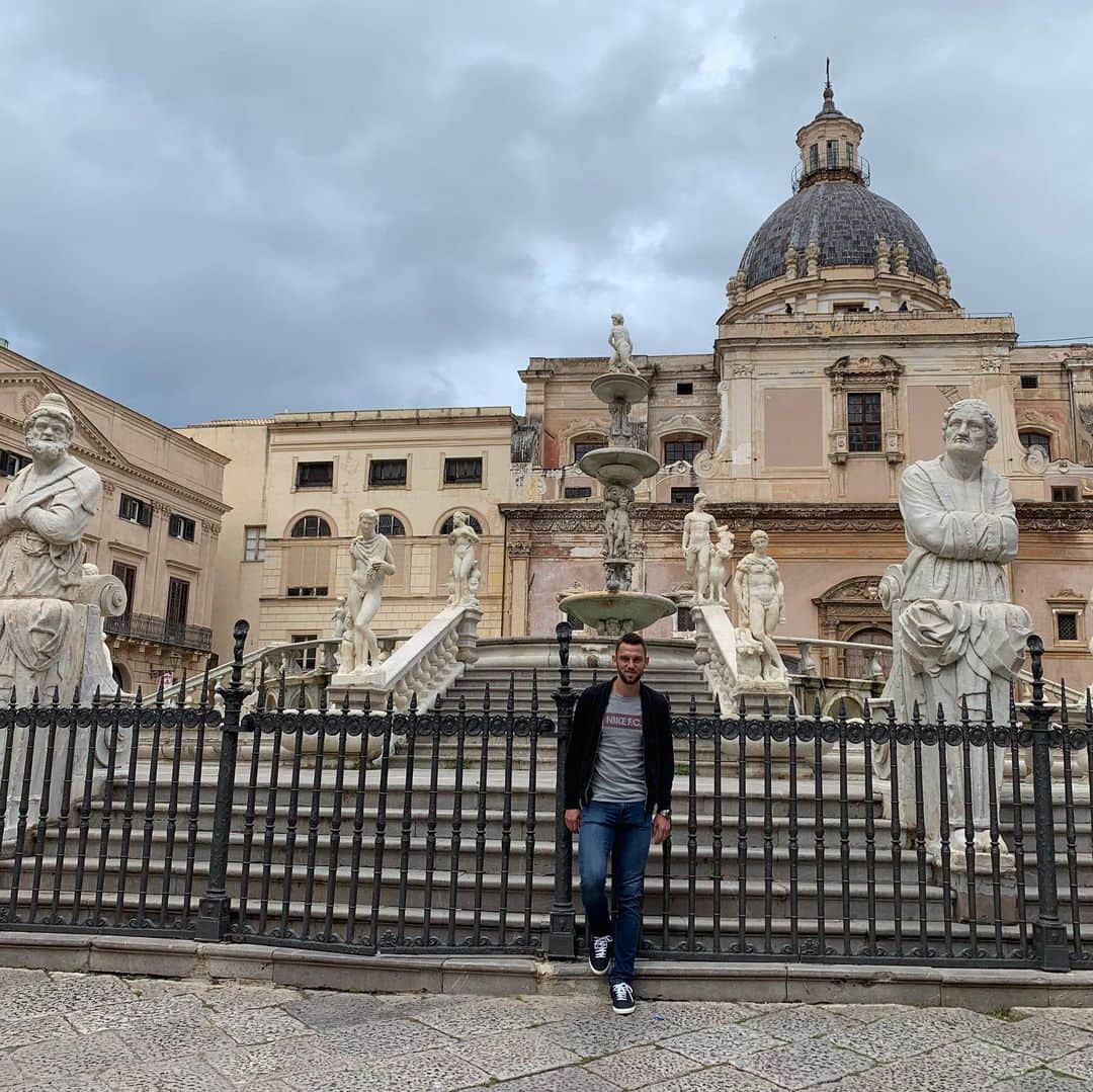 ステファン・デ・フライさんのインスタグラム写真 - (ステファン・デ・フライInstagram)「Palermo, Sicily🙌 @doinaturcanu」5月28日 1時59分 - stefandevrij