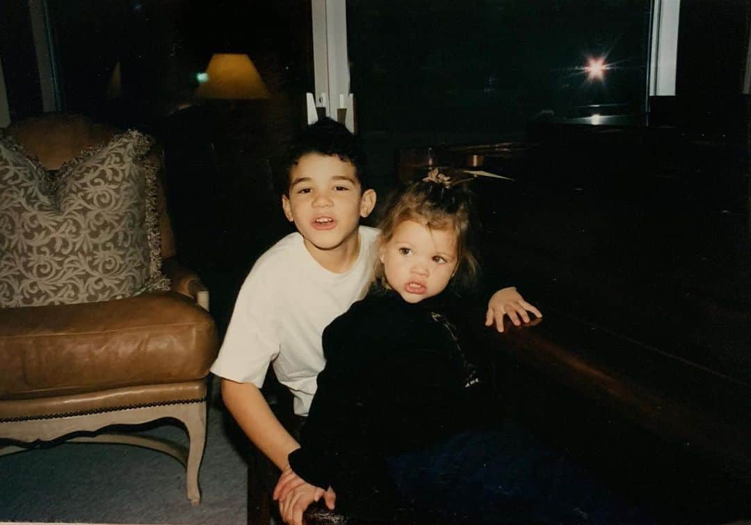 ソフィア・リッチーのインスタグラム：「Happy birthday to my other half and life partner! I love you so much nugget @milesrichie」