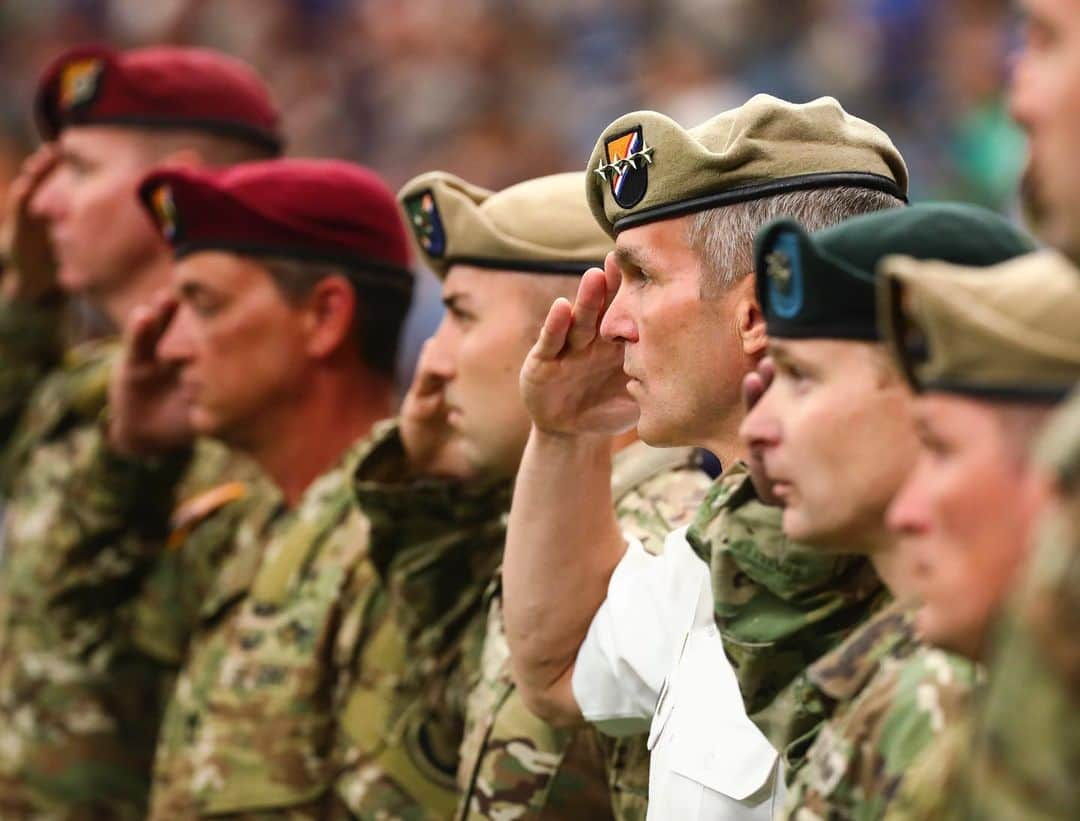 タンパベイ・レイズさんのインスタグラム写真 - (タンパベイ・レイズInstagram)「A day to honor and remember at the ballpark. 🇺🇸」5月28日 8時25分 - raysbaseball