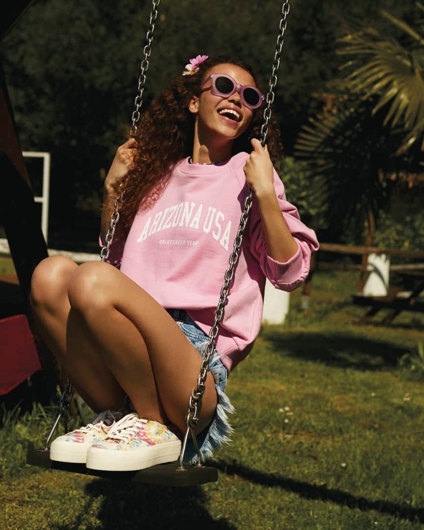 のインスタグラム：「Life's a playground, make sure to have fun 😆 #newin」