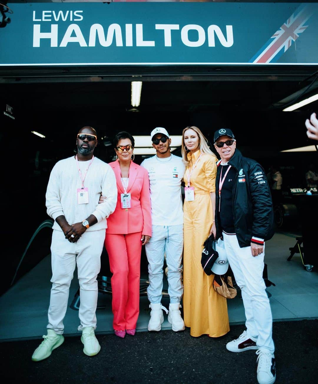 ルイス・ハミルトンさんのインスタグラム写真 - (ルイス・ハミルトンInstagram)「Monaco energy ✌🏾」5月28日 4時02分 - lewishamilton