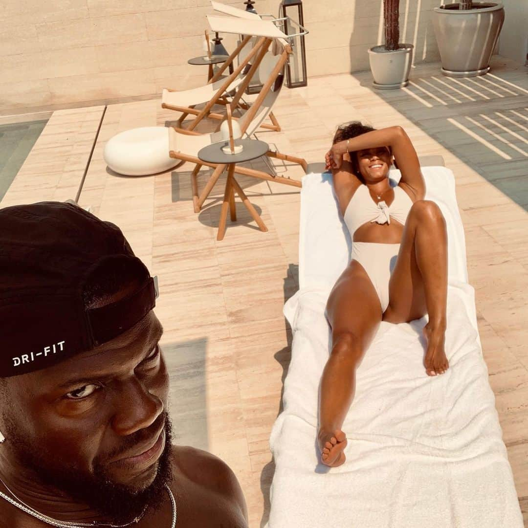 ケビン・ハートさんのインスタグラム写真 - (ケビン・ハートInstagram)「😂😂😂😂 #Harts #HappyMemorialDay」5月28日 5時11分 - kevinhart4real