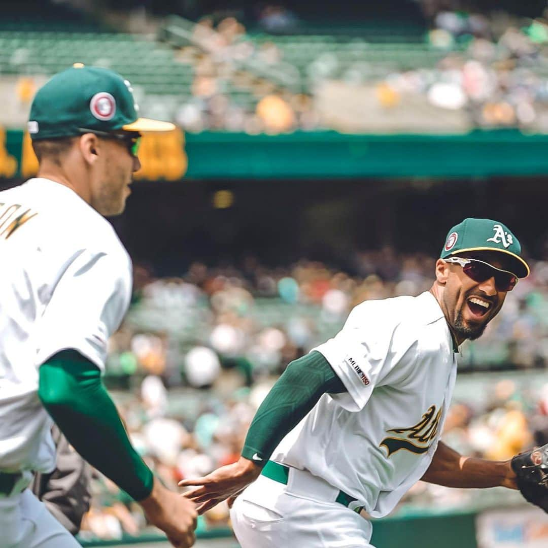 オークランド・アスレチックスさんのインスタグラム写真 - (オークランド・アスレチックスInstagram)「On your Marc(us), get set, GO. #RootedInOakland」5月28日 6時05分 - athletics