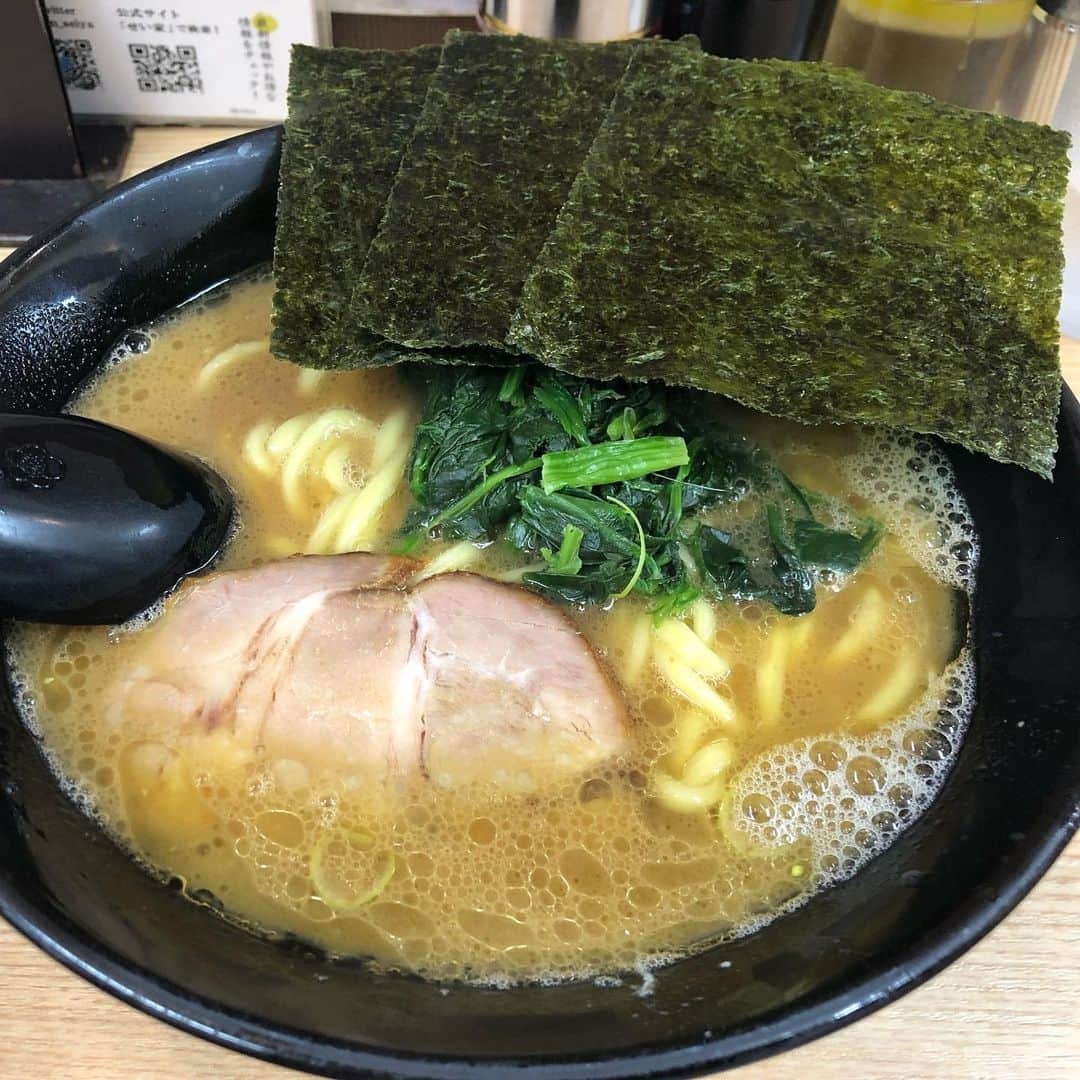 小石田純一さんのインスタグラム写真 - (小石田純一Instagram)「せい家のラーメン。お酒飲んで酔っ払ったあと食べがち。全部お酒のせい…。 #ラーメン #せい家 #家系ラーメン #ラーメン大好き」5月24日 9時47分 - koishida.trendy