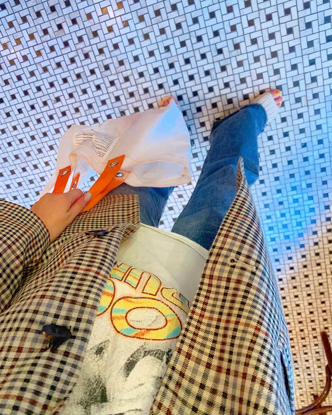 のインスタグラム：「. . 行きたかったお店4軒続けて 入れなかった。。🇮🇳 🍛 🔥」