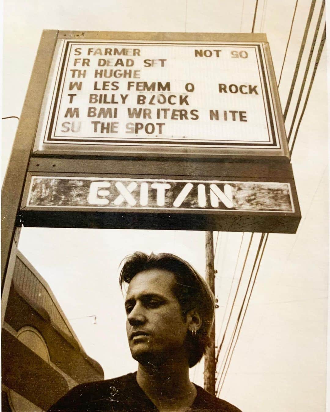 キース・アーバンのインスタグラム：「#WeWere goin to clubs like Exit In - (sometimes even playin there!!!!!)🤘- KU #TBT」