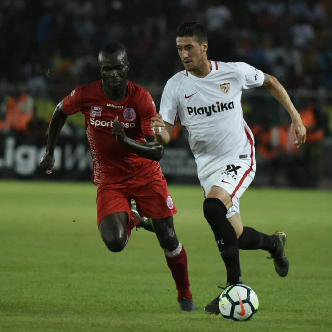 セビージャFCさんのインスタグラム写真 - (セビージャFCInstagram)「4-5 l Final del partido en el Estadio Nacional de Dar es-Salam 🇹🇿 #LaLigaWorld #WeareSevilla」5月24日 3時01分 - sevillafc