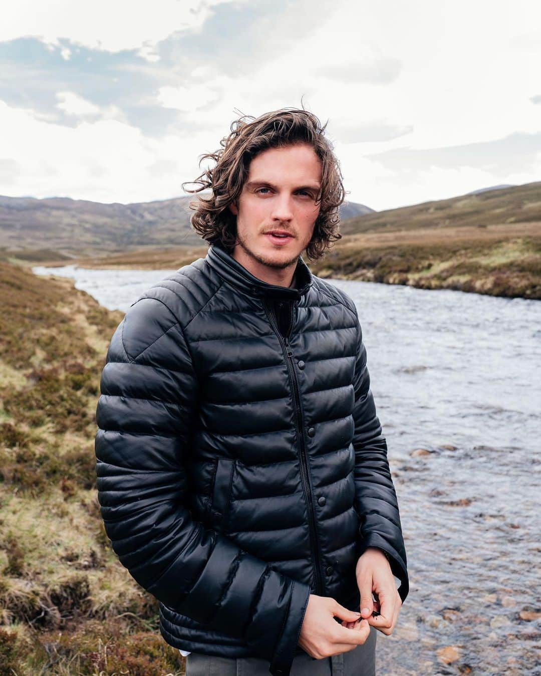 ダニエル・シャーマンさんのインスタグラム写真 - (ダニエル・シャーマンInstagram)「In Scotland with @moncler 🏴󠁧󠁢󠁳󠁣󠁴󠁿 #moncler #ad」5月24日 3時23分 - danielsharman