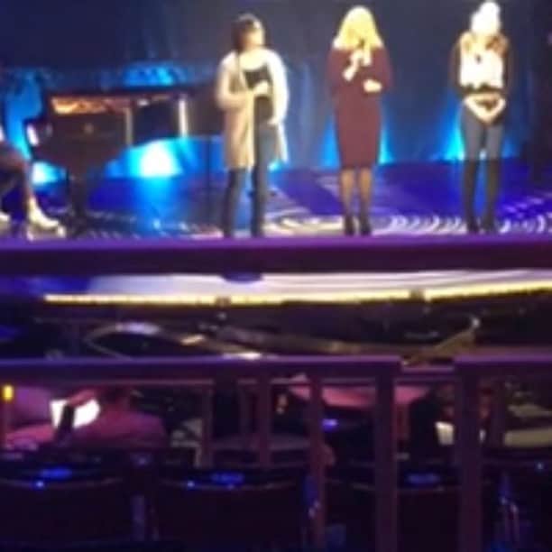 メーガン・ヒルティのインスタグラム：「*SOUND ON!* This is a clip of our rehearsal for the PBS Live From Lincoln Center taping that will air tomorrow - Friday 5/24 at 9pm.  I have a confession to make: I didn’t introduce them correctly.  We were pressed for time and I did a brief introduction for these two remarkable ladies and I’ve regretted that introduction ever since.  When you watch the special, before Shoshana & Eden walk on stage, please imagine that I said this: “At it’s heart, Wicked is about friendship.  And sometimes you will find the best friendships in the most unexpected places.  People will constantly come in and out of your lives, and change you in ways you can’t even imagine - this is so very true for the two special artists that are joining me tonight.  I shared the stage with them hundreds of times during my run in Wicked and I have to tell you, performing with Eden & Shoshana will always be some of the greatest highlights of my life.  Not only are they monumentally talented, but they are two of the greatest women I know.  Our friendship has lasted well over a decade and I couldn’t imagine singing this song with only one of them - so I asked Shoshana Bean to create this gorgeous arrangement for the three of us to sing together.  I’m grateful for their talent, their friendship and the fact that they are here with me tonight - please help me welcome these incomparable women: Eden Espinosa and Shoshana Bean.” 🎸: @brianggallagher #concert #nyc #livefromlincolncenter #appelroom #singer #singers #forgood #wicked #musicaltheatre #musicaltheater #briangallagher #edenespinosa #shoshanabean #trio #pbs #friendship #ihaveamazingfriends」