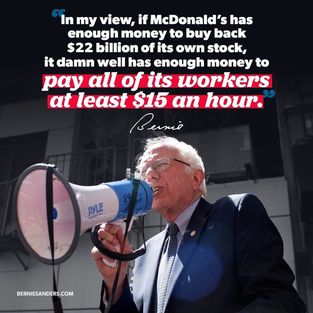 バーニー・サンダースさんのインスタグラム写真 - (バーニー・サンダースInstagram)「I stand with McDonald’s workers who are on strike across the country today. McDonald's is not a poor company. They can afford to pay all of their workers a living wage of at least $15 an hour.」5月24日 4時14分 - berniesanders