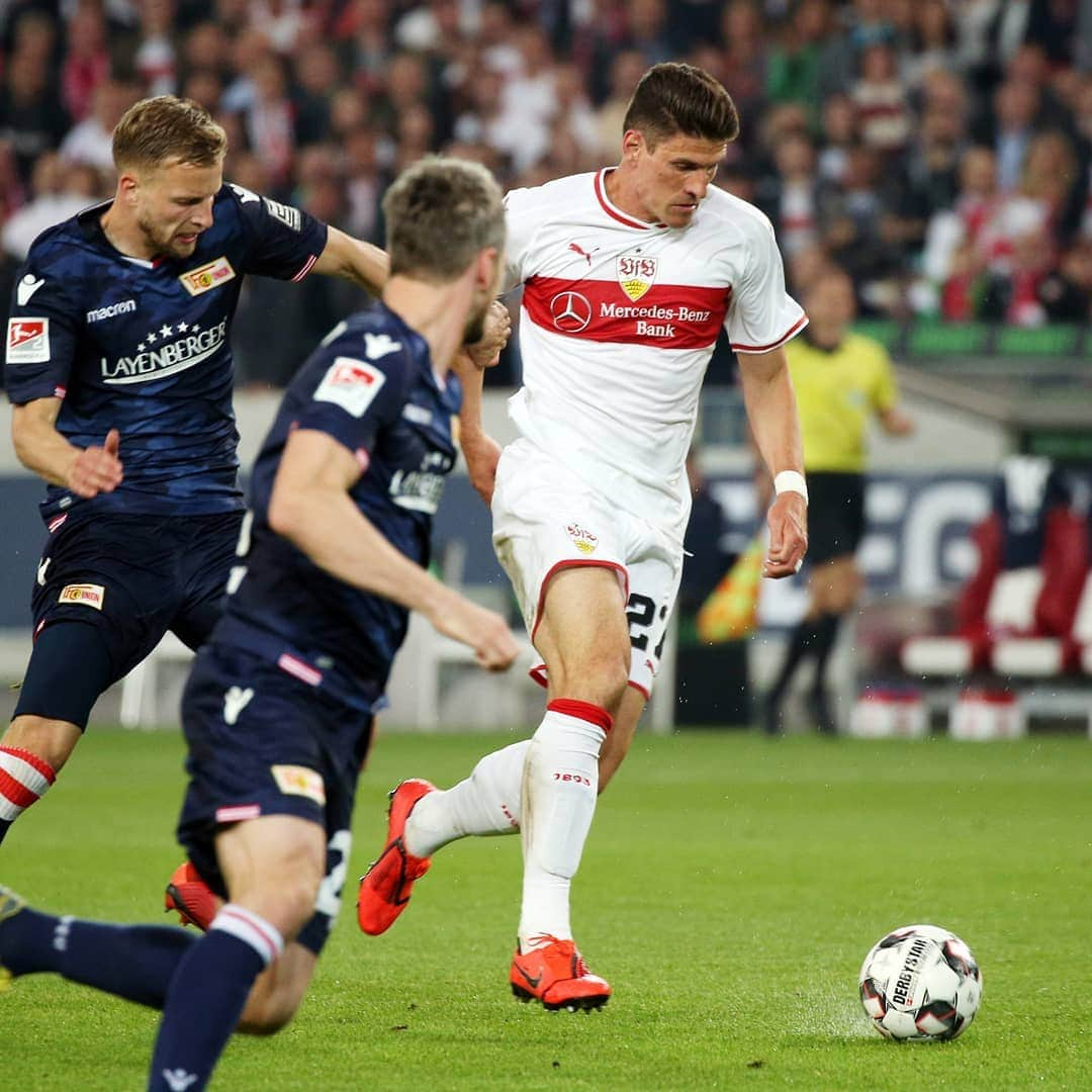 VfBシュトゥットガルトさんのインスタグラム写真 - (VfBシュトゥットガルトInstagram)「Spielende. Das Relegations-Hinspiel in der #MercedesBenzArena endet 2:2. #aufgehtsstuttgart #kämpfenundsiegen #VfBFCU 2:2 #relegation #VfB #VfBInsta」5月24日 5時29分 - vfb