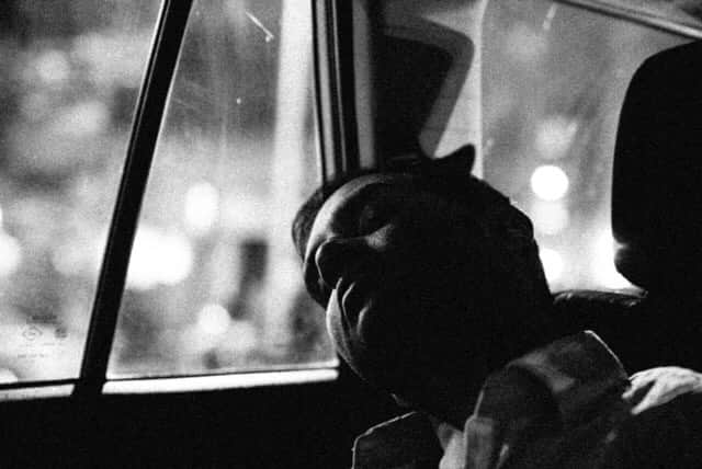 アジズ・アンサリのインスタグラム：「JET LAG 📸: @marcusrussellprice」
