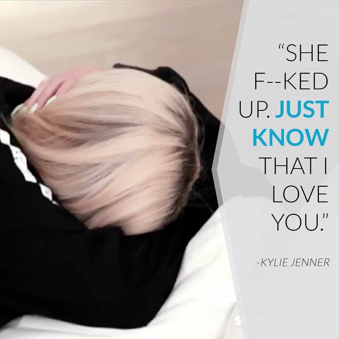 E! Onlineさんのインスタグラム写真 - (E! OnlineInstagram)「It’s here and it’s heartbreaking. Link in bio for the #KUWTK trailer of the moment it all went down and Kylie and Khloe sit down with the truth. 💔」5月24日 6時21分 - enews