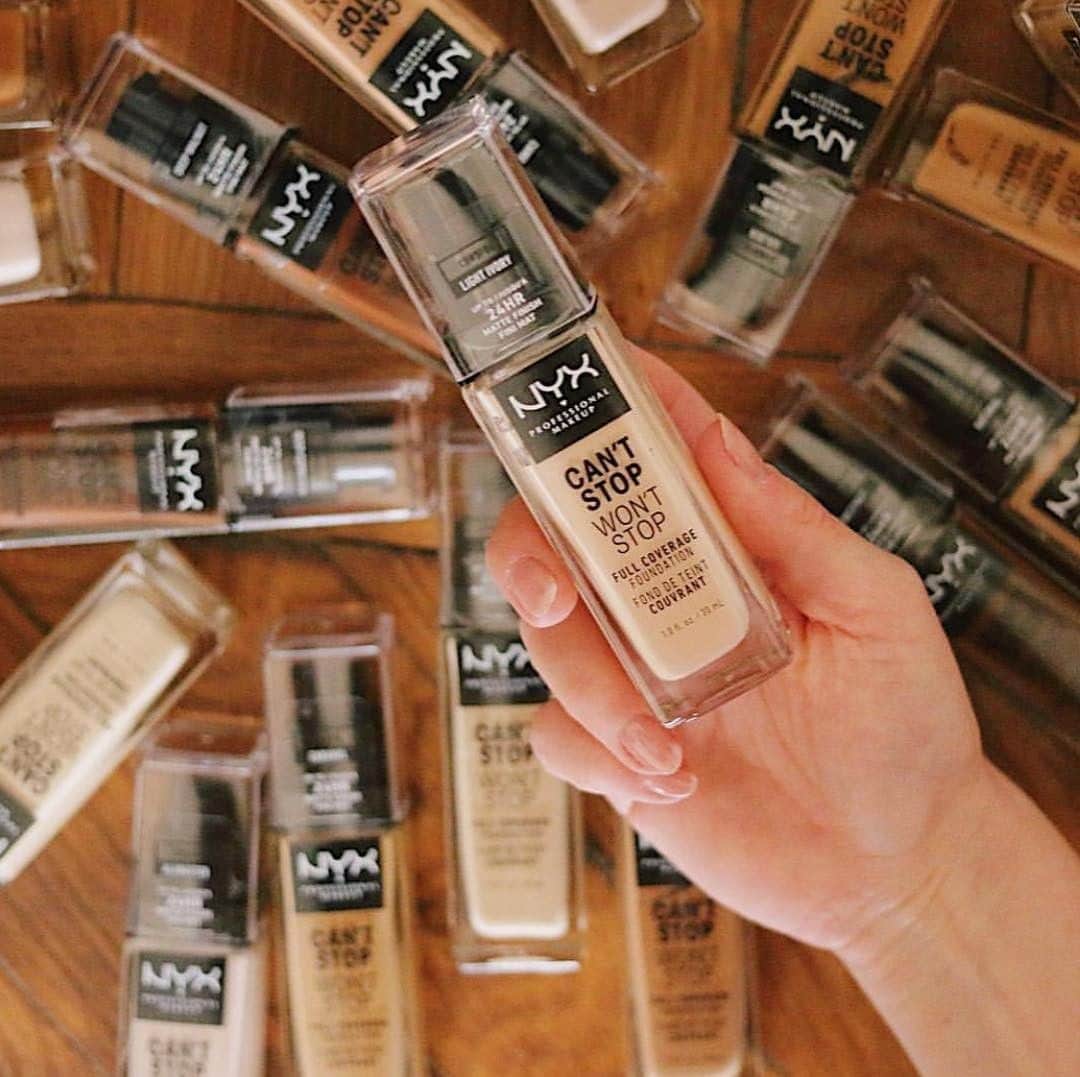 NYX Cosmeticsさんのインスタグラム写真 - (NYX CosmeticsInstagram)「Who's ready for the long weekend?! 🥳  We're ready to serve #lewks using our Can't Stop Won't Stop Full Coverage Foundation 🔥 || #regram @denisasimam #nyxcosmetics #nyxprofessionalmakeup #crueltyfreebeauty #veganformula」5月24日 6時29分 - nyxcosmetics