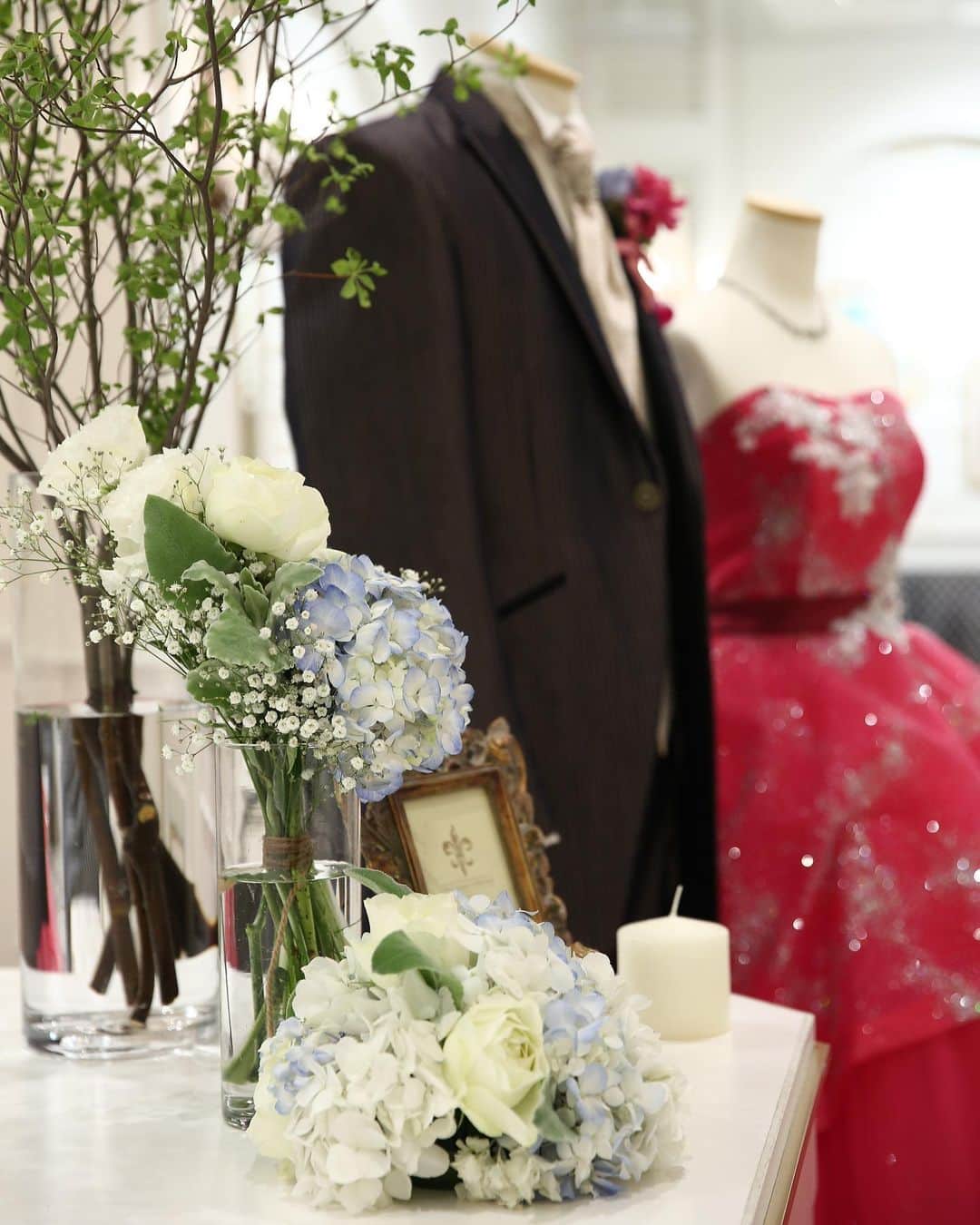 ホテルモントレ札幌さんのインスタグラム写真 - (ホテルモントレ札幌Instagram)「. . @h_monterey_sapporo をフォローして #モントレ花嫁 のタグ付けで 素敵なフォトを♪ . 白い会場に映えるドレス♪ ステキなドレスに皆さま出会えますように🌟 . #tutu #カラードレス #タキシード . 〜.〜.〜.〜.〜.〜.〜.〜.〜.〜.〜.〜.〜.〜.〜 ブライダルフェアの詳細は プロフィール画面URL(ホームページ)より ご確認くださいませ♡ 〜.〜.〜.〜.〜.〜.〜.〜.〜.〜.〜.〜.〜.〜.〜 . #モントレ#モントレ花嫁#モントレ花婿 #プレ花嫁#卒花 #weddingdress#ドレス#タキシード #wedding#dress#結婚式場 #日本中のプレ花嫁さんと繋がりたい #北海道花嫁#札幌花嫁 #ブライダルフェア#bridalfair #結婚式#披露宴#パーティ #2019年夏婚#2019年秋婚 #2019年冬婚#2020年春婚 #ホテルウエディング #撮影指示書#ヘアメイク」5月24日 8時55分 - h_monterey_sapporo