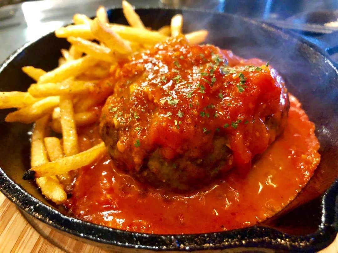 吉田早織のグルメインスタ