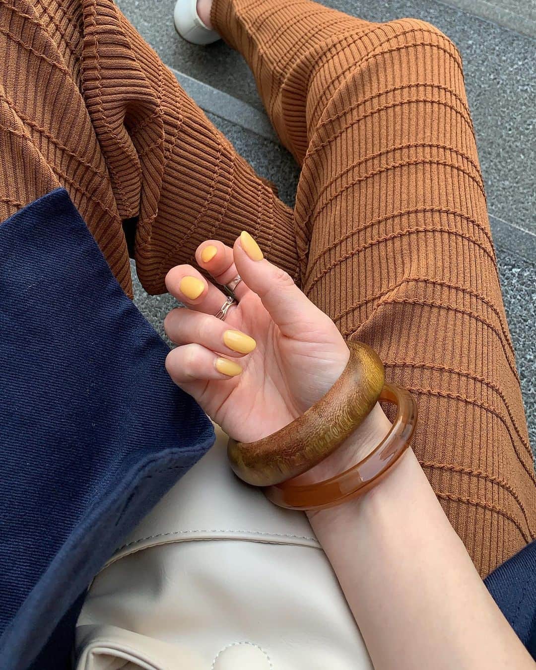 のインスタグラム：「. . 再投稿。 . . #キイロネイル 🍋🌻」
