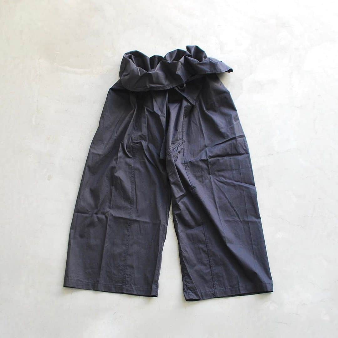 wonder_mountain_irieさんのインスタグラム写真 - (wonder_mountain_irieInstagram)「_ [unisex] Engineered Garments / エンジニアードガーメンツ “Fisherman Pant -high count twill-” ¥31,320- _ 〈online store / @digital_mountain〉 http://www.digital-mountain.net/shopdetail/000000009315/ _ 【オンラインストア#DigitalMountain へのご注文】 *24時間受付 *15時までのご注文で即日発送 *1万円以上ご購入で送料無料 tel：084-973-8204 _ We can send your order overseas. Accepted payment method is by PayPal or credit card only. (AMEX is not accepted)  Ordering procedure details can be found here. >>http://www.digital-mountain.net/html/page56.html _ 本店：#WonderMountain  blog>> http://wm.digital-mountain.info/blog/20190524-1/ _ #NEPENTHES #EngineeredGarments #ネペンテス #エンジニアードガーメンツ _ 〒720-0044 広島県福山市笠岡町4-18 JR 「#福山駅」より徒歩10分 (12:00 - 19:00 水曜定休) #ワンダーマウンテン #japan #hiroshima #福山 #福山市 #尾道 #倉敷 #鞆の浦 近く _ 系列店：@hacbywondermountain _」5月24日 19時10分 - wonder_mountain_
