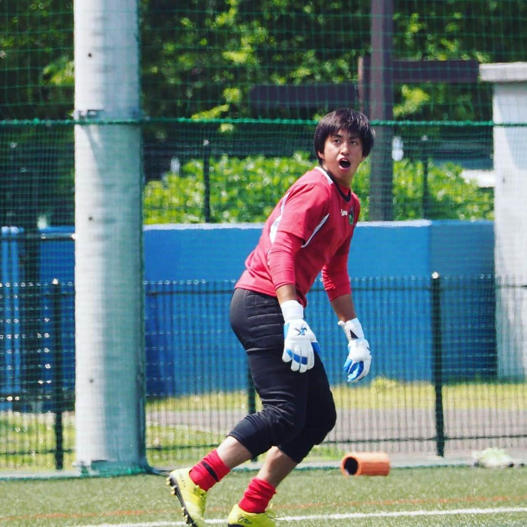 SC相模原さんのインスタグラム写真 - (SC相模原Instagram)「キーパー！🖐 ⚽️ 🧤 #三浦基瑛#浅沼優瑠#田中雄大 #キーパー#keeper#SC相模原#jleague#jリーグ#相模原#横山公園#公園#上溝#練習#トレーニング#サッカー#soccer#⚽️」5月24日 19時35分 - s.c.sagamihara_players